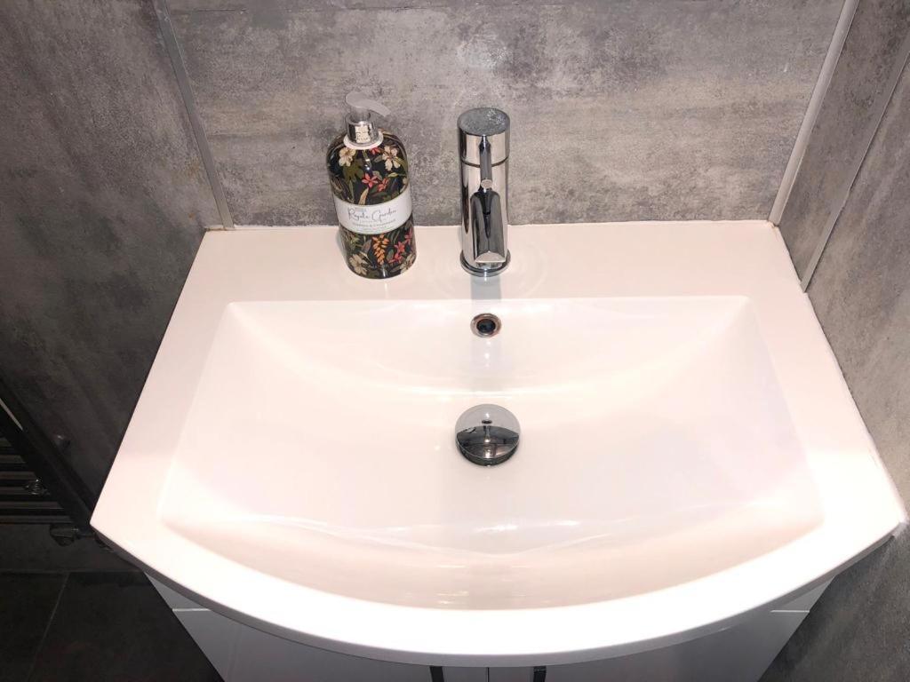 10 Large Elegant Studio - Prime Location - Comfortable - Private Hove Extérieur photo